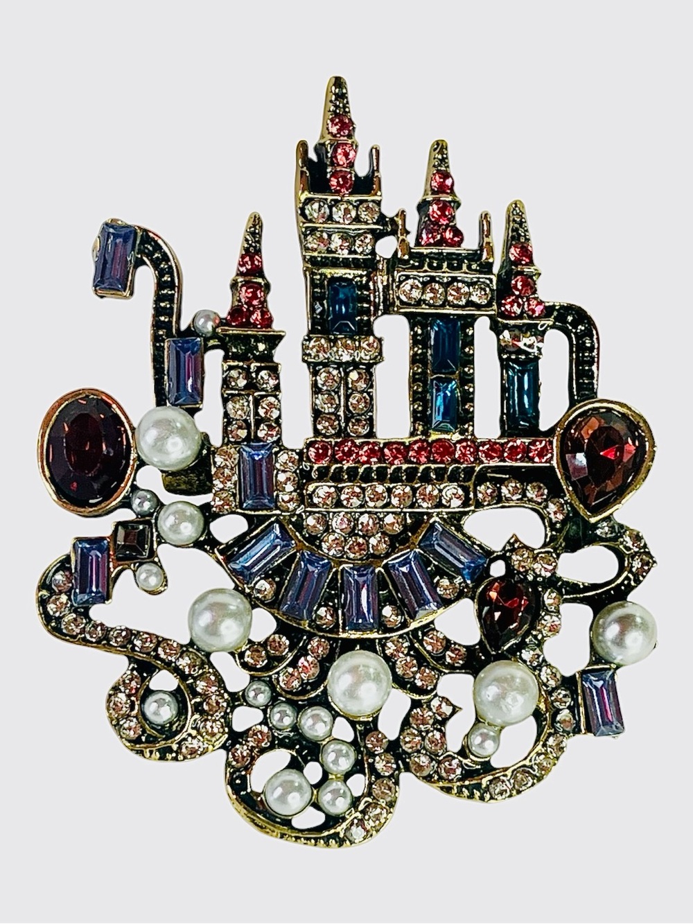 NEW fantasy purple red Crystal, white Pearl & Gold-Tone Princess castle Brooch